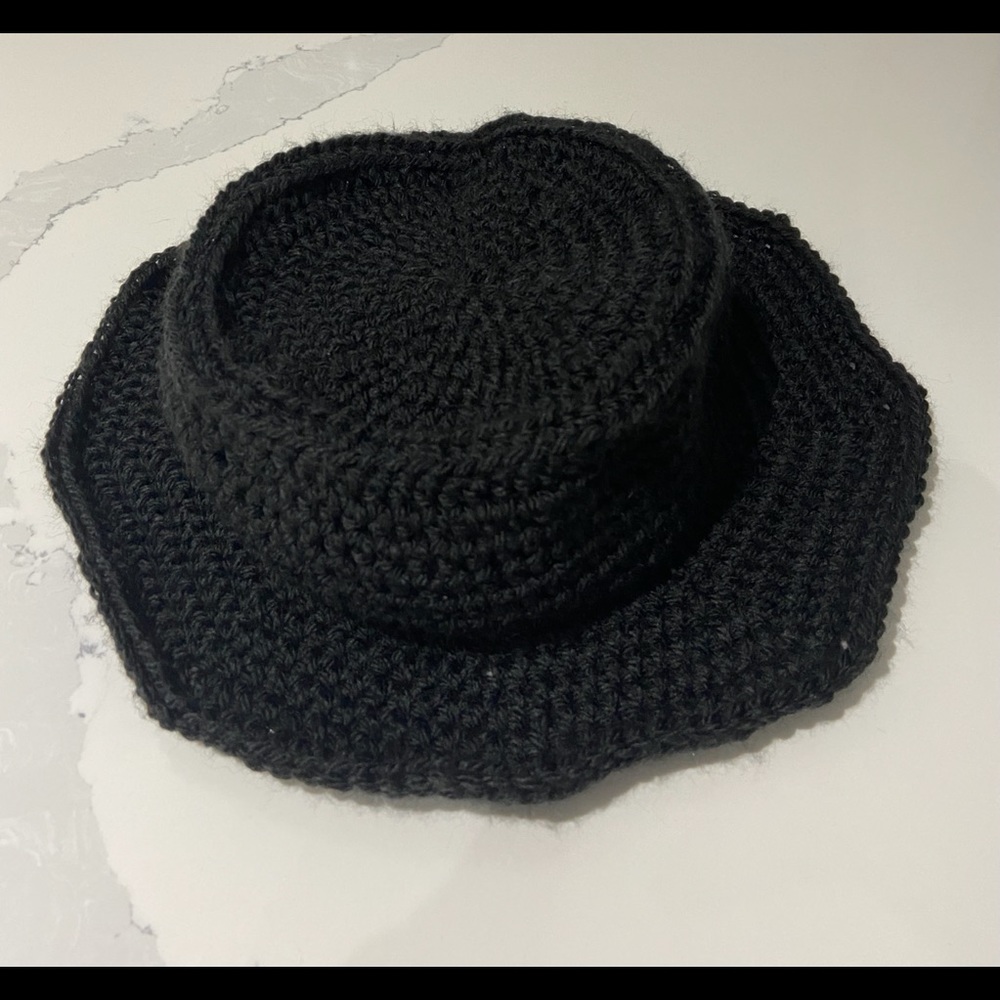 Crochet bucket hat